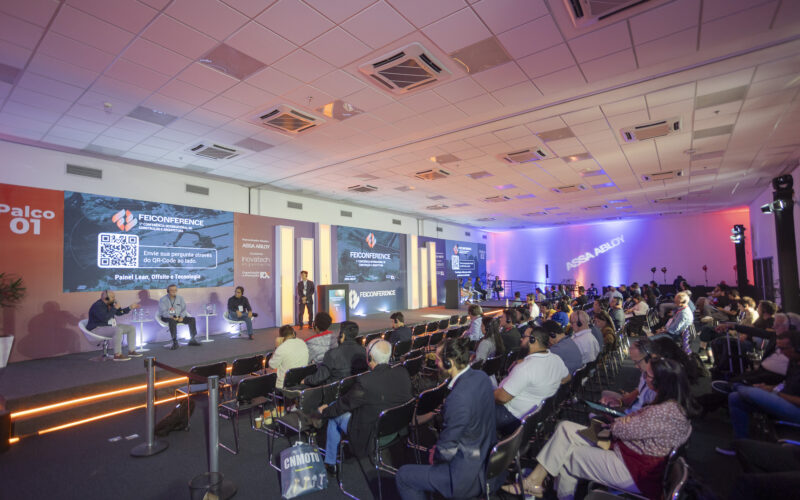 RX investe em novos formatos para conferências no Brasil