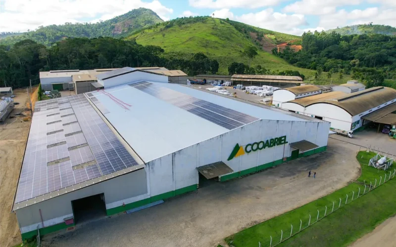 Cooabriel quebra recorde e atinge faturamento de R$ 3 bilhões em 2025.