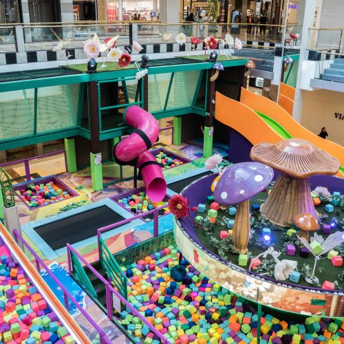 Floresta Encantada transforma o Shopping Anália Franco em um grande parque de aventuras para as crianças