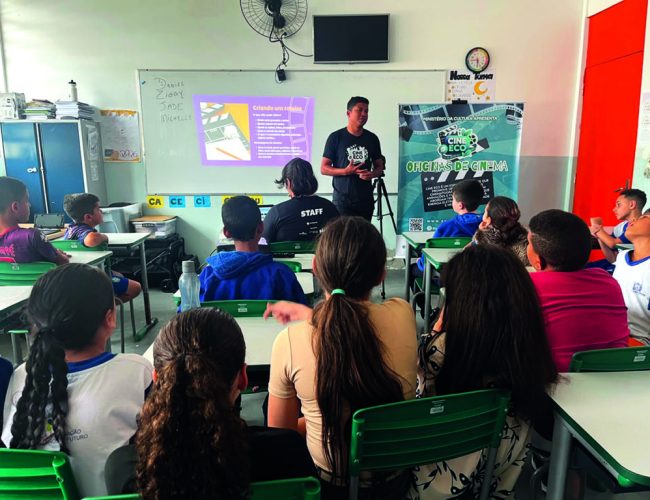Cine Eco: Uma Jornada Cultural e de Conscientização para Estudantes