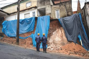 Itaquaquecetuba: equipe de apoio socorre 2,1 mil residências impactadas pelas chuvas
