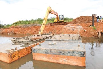 Limpeza do rio Taiaçupeba atinge 65% de conclusão
